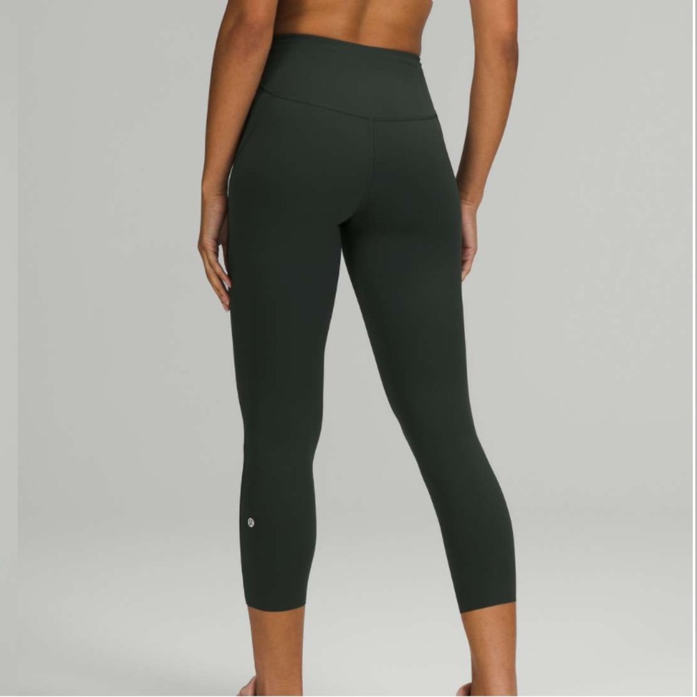 lululemon athletica High-Rise Crop Pants - Rainforest Green